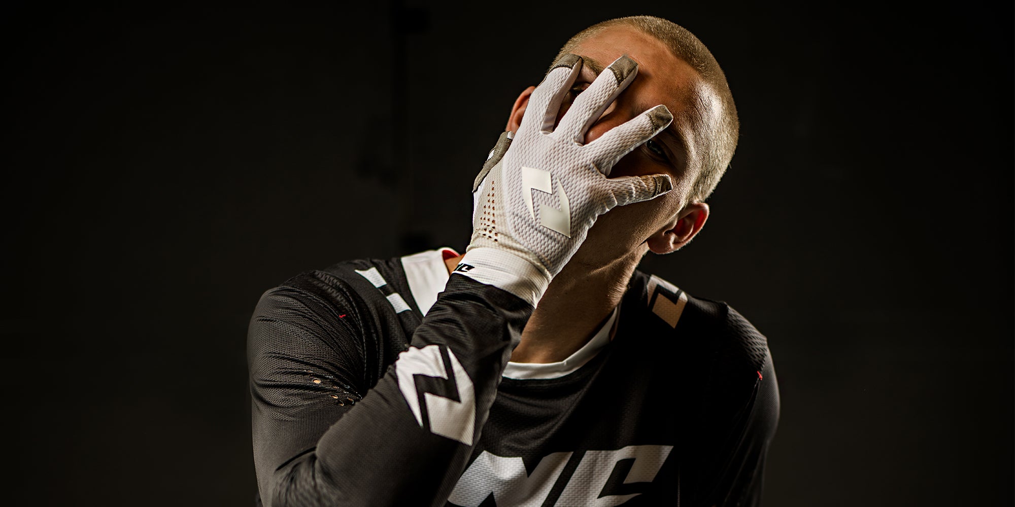 GLOVES – ONE Industries