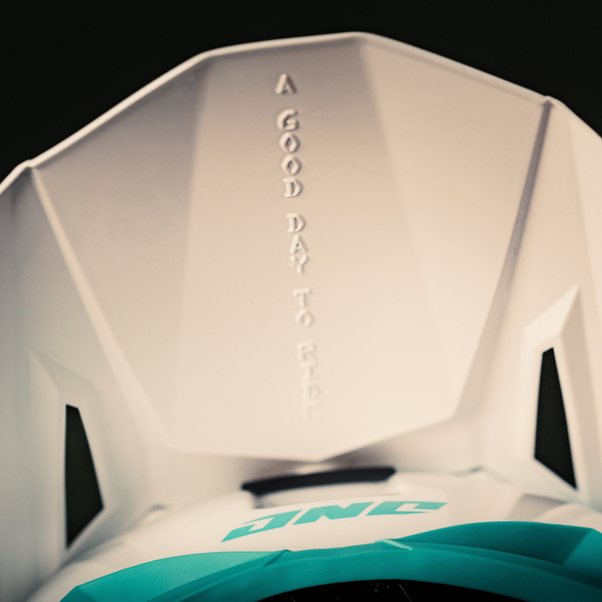 X-297 HELMET - HORIZON MIAMI WHITE – ONE Industries