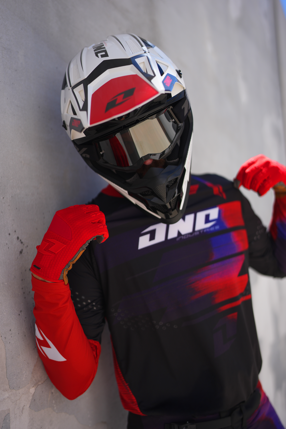 X-297 HELMET - TAZER RED – ONE Industries