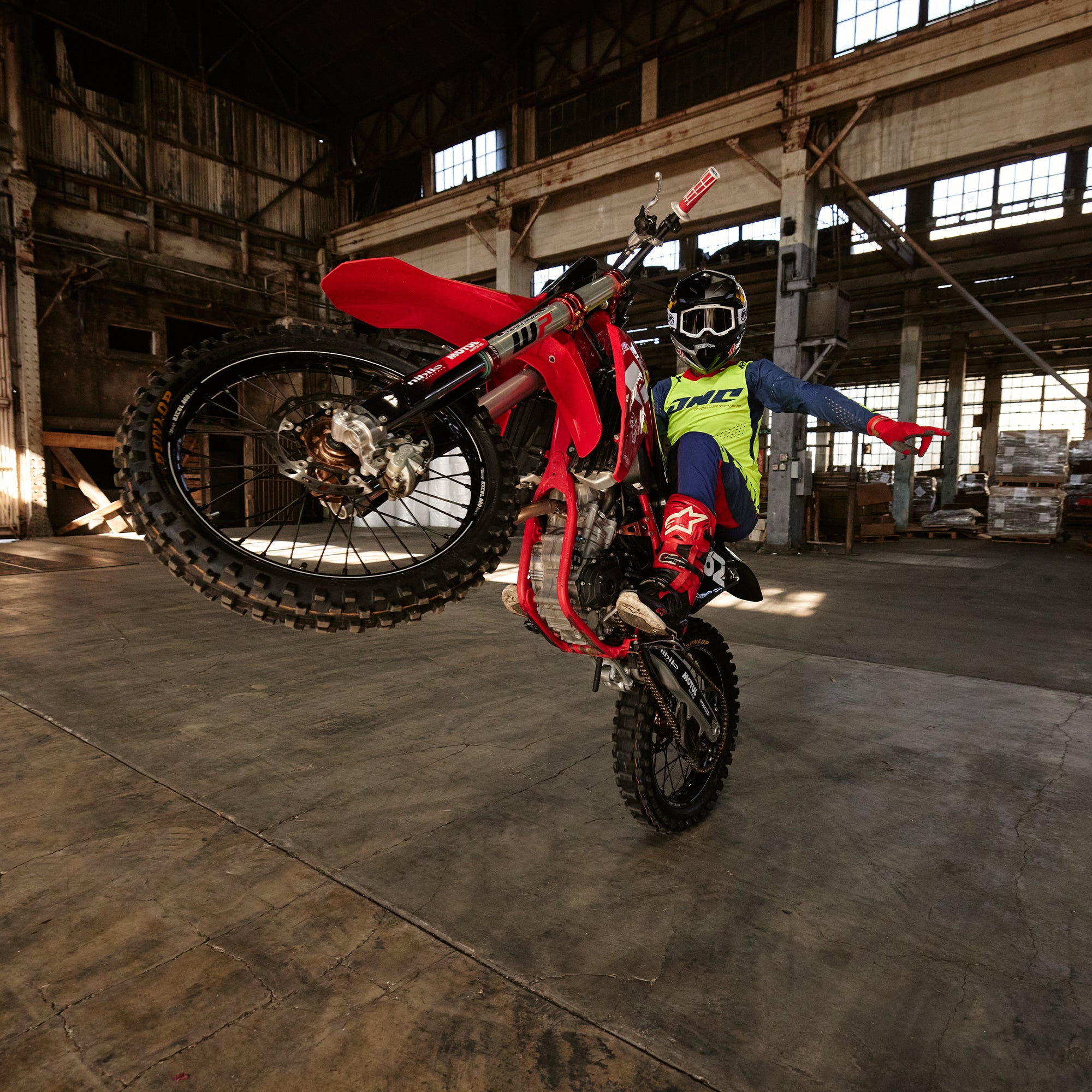 X-197 Glove - HALT RED – ONE Industries